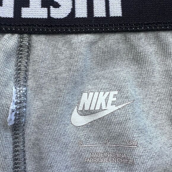 Nike Women Size Small Crop Leg-a-See Pants Gray - Picture 3 of 3